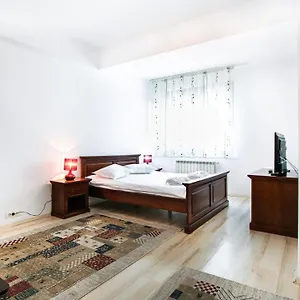 Garden Oasis Bucureşti