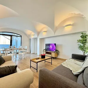 Victoriei Two Bedroom Bucureşti